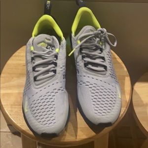 Meet your Posher, Ethan